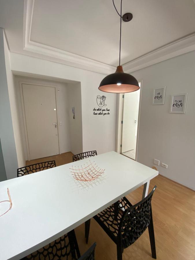 101- Lindo Apartamento Amplo E Decorado, 2 Quartos, Sala, Cozinha Completa, Mobiliario Moderno, Lavanderia , Excelente Localizacao No Bairro Bigorrilho Curitiba Exterior photo